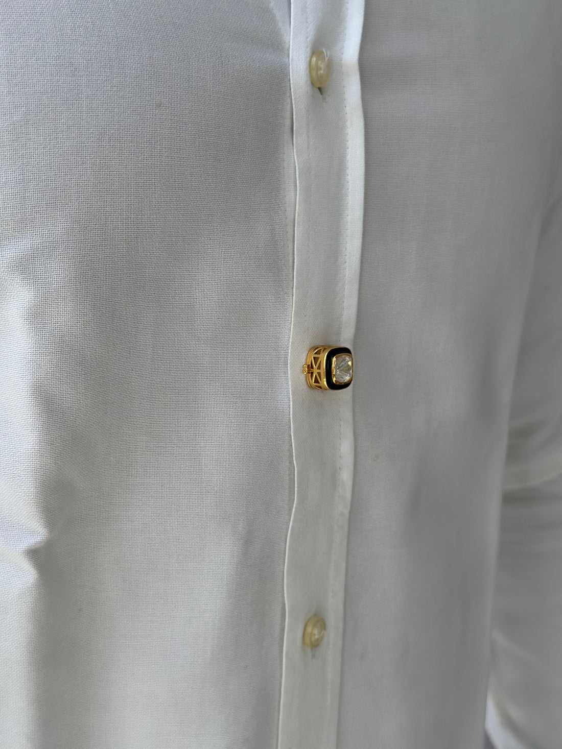 Mughal Button clip
