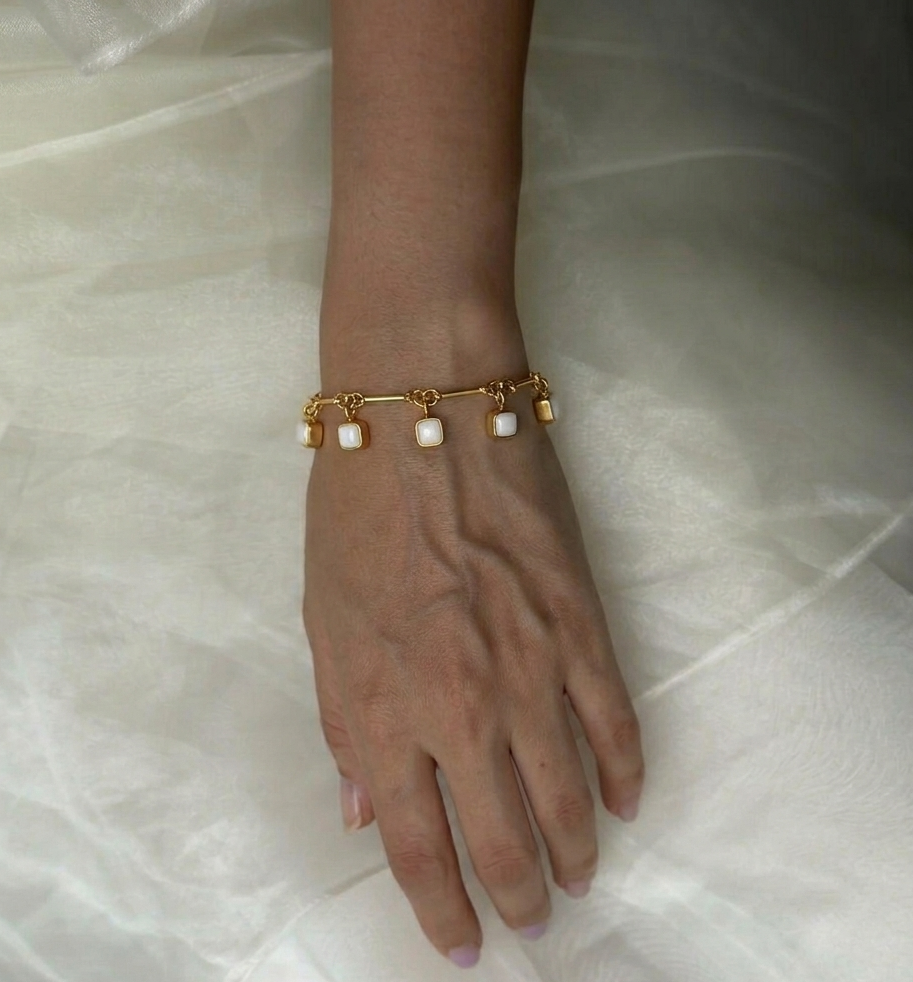 Pearl Bar Bracelet