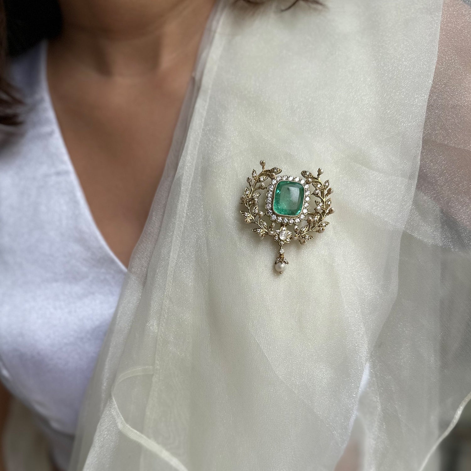 Lucknow Brooch