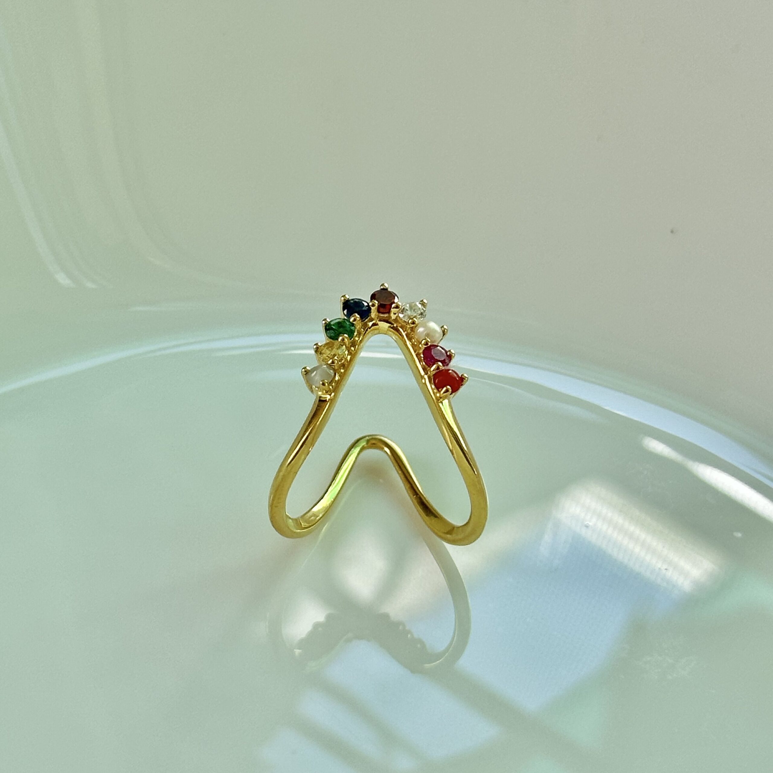 Buy Arc Linea Diamond Vanki Ring Online | CaratLane-demhanvico.com.vn